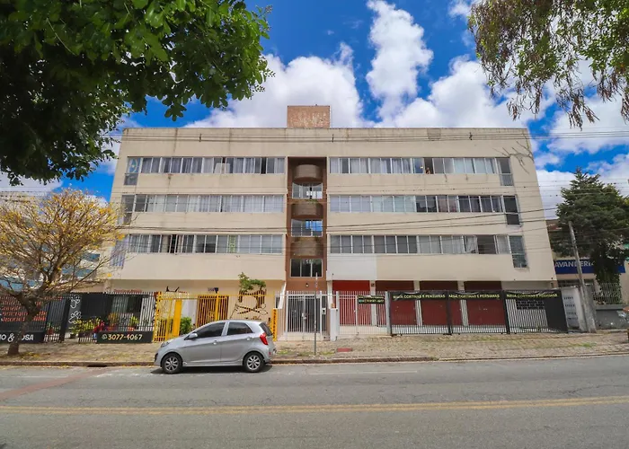 Apto com 1 quarto Próximo Estádio Couto Pereira
